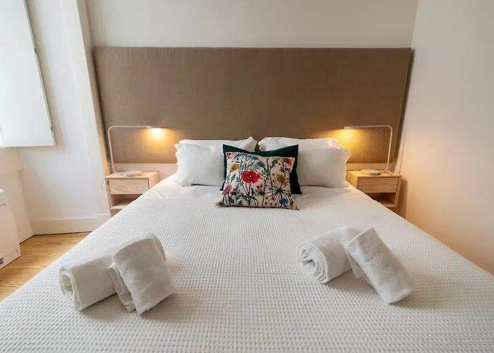 Modern 1bdr In Downtown By Lovelystay Lisboa