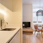 Modern 1bdr In Downtown By Lovelystay Lisbona