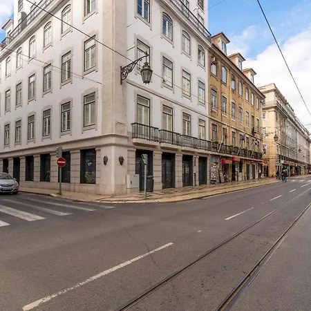 Modern 1bdr In Downtown By Lovelystay Lisbon