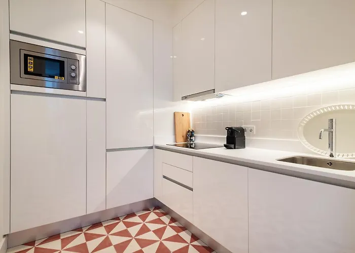 شقة Modern 1bdr In Downtown By Lovelystay *