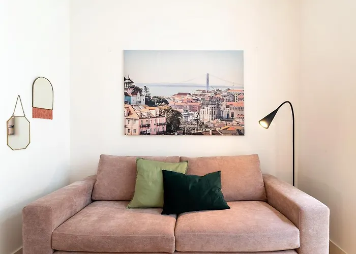 Modern 1bdr In Downtown By Lovelystay شقة Lisboa